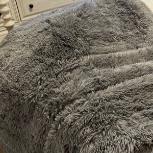 Faux fur gray queen size bedspread/blanket